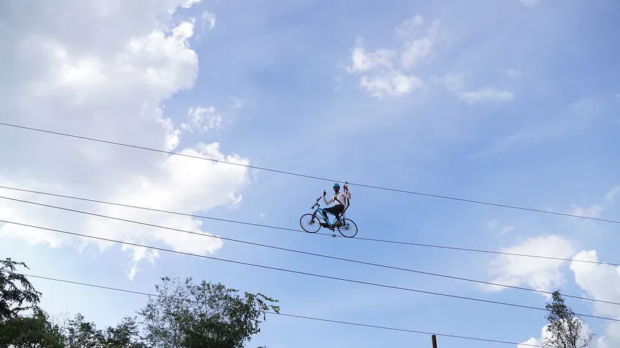 AMI08729_l5iii3 AMI08729_l5iii3