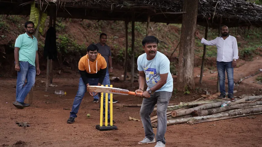 Cricket_at_Ravishing_Retreat Cricket_at_Ravishing_Retreat